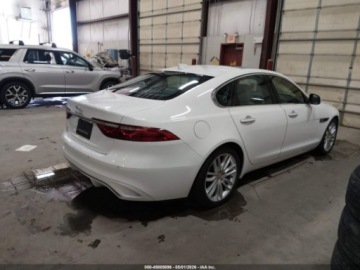 Jaguar XF II 2022 Jaguar XF JAGUAR XF SE P250 RWD AUTOMATIC 2.0 Benzyna 246KM, zdjęcie 6