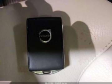 Volvo XC60 II Crossover T5 250KM 2020 Volvo XC 60 2020 r., 2,0L T5 MOMENTUM 2.0 Benzyna 250KM, zdjęcie 12