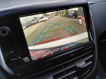 Peugeot 208 I Hatchback 5d Facelifting 1.2 PureTech 82KM 2019 Peugeot 208 Klimatyzacja Kamera Komputer Tempomat 1.2 Benzyna 82KM, zdjęcie 9