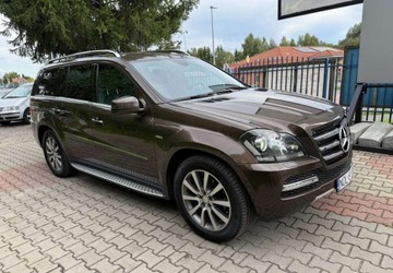 Mercedes Klasa GL X164 Off-roader Facelifting 500 388KM 2012 Mercedes-Benz GL Mercedes-Benz GL 500 4Matic 7G-TRONIC Grand Edition 5.5, zdjęcie 4