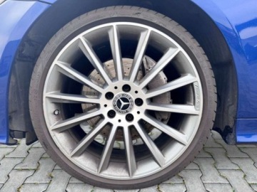 Mercedes Klasa E W213 Coupe Facelifting 2.0 E220d 194KM 2020 Mercedes-Benz Klasa E E 220 d 4MATIC Coupe AMG Panorama Burmester Wide, zdjęcie 9