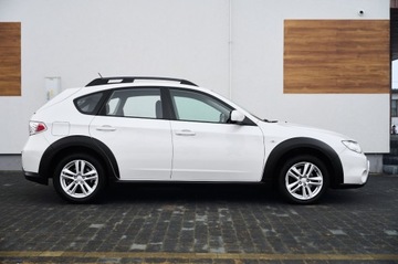 Subaru Impreza III Hatchback 2.0 i 150KM 2010 Subaru Impreza XV 2.0 150KM 4X4 AUTOMAT przebieg 135 tys km SPORTOWE FOTELE, zdjęcie 6