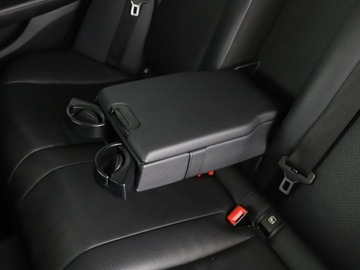 Mercedes Klasa C W205 2017 Mercedes C 180 Czujniki, Aut.klima, Navi, Skóra, zdjęcie 35