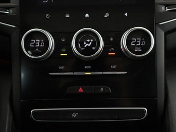 Renault Talisman Grandtour Facelifting 2.0 Blue dCi 160KM 2021 Renault Talisman automat LED lift navi virtual, zdjęcie 28