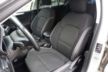 Ford Focus IV Hatchback 1.5 EcoBlue 120KM 2020 Ford Focus Bezwypadek SalonPL Tempomat Czuj park. Klima CarPlayAA FV23, zdjęcie 8