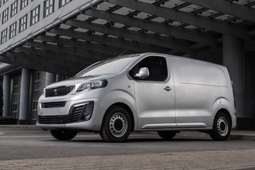 LIŠTA KUFRU NÁRAZNÍK FIAT SCUDO 2022+