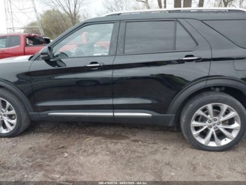 Ford Explorer VI 2022 Ford Explorer Platinum 2022 3.0l 3.0 Benzyna 400KM, zdjęcie 2