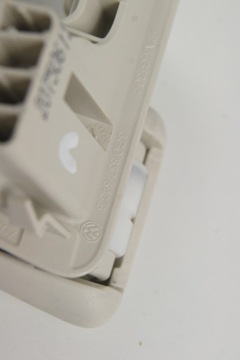 GD PASSAT B8 РУЧКА ПОТОЛКА 3G0857643B