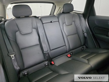 Volvo XC60 II 2023 Volvo XC 60 FV23 Plus Dark B4 B 197KM 360 ACC Harm, zdjęcie 15