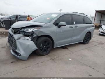 Toyota Sienna III 2026 Toyota Sienna Woodland Edition 2026 2.5 Hybryda 245KM, zdjęcie 1