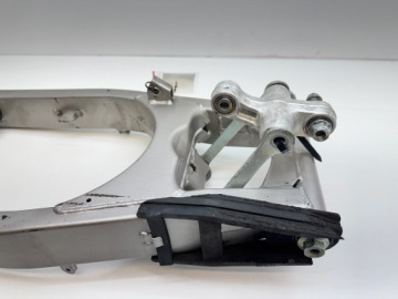 SUZUKI GSF 600 Bandit 00-04 Фиксирование вахтера