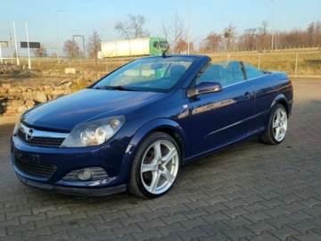 Opel Astra H Cabrio 1.6 Twinport ECOTEC 105KM 2007 Opel Astra Astra Kabrio 1.6 Benzyna 105KM, zdjęcie 11