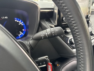 Toyota Corolla XII TS Kombi 1.2 Turbo D-4T 116KM 2022 Toyota Corolla 1.2 T Comfort Seria E21 (2019-), zdjęcie 18