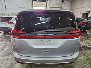 Chrysler Pacifica II 2021 Chrysler Pacifica Touring L 2021 3.6l 3.6 Benzyna 287KM, zdjęcie 2