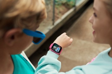 Умные часы для детей Maxcom FW59 розовые IP65 670мАч 1,85