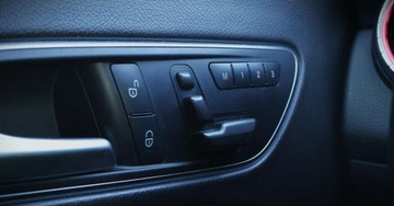 Mercedes CLA C117 Coupe 2.0 250 211KM 2015 Mercedes-Benz CLA (Nr. 97) 2.0 Automat 4 Matic 210 KM Navi Kamera Tempomat, zdjęcie 31