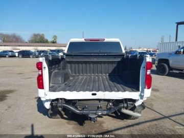 Chevrolet Silverado II 2023 Chevrolet Silverado 2023r., 1500 Custom, od ubezpieczalni 2.7 Benzyna 310KM, zdjęcie 5