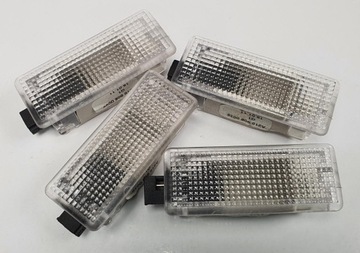LAMPA INTERIÉR MERCEDES CLS W218 A2189060035