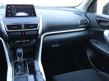 Mitsubishi Eclipse Cross SUV 1.5 T 163KM 2018 Mitsubishi Eclipse Cross 1.5 T-MIVEC, zdjęcie 7