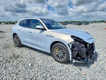 Maserati 2023 Maserati Grecale jasne wnetrze, niski przebieg, mhev 2.0 Benzyna 296KM, zdjęcie 4