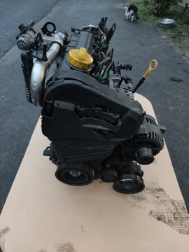 ДВИГАТЕЛЬ В КОМПЛЕКТЕ RENAULT CLIO III 1.5 DCI KANGOO