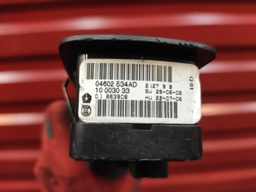 DODGE NITRO 07R- PANEL PŘEPÍNAČ SKEL ORIGINÁLNÍ PĚKNÝ