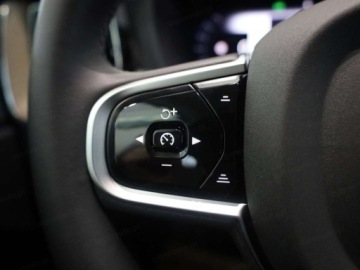 Volvo XC60 II Crossover Plug-in Facelifting 2025 2.0 T8 Plug-in hybrid 455KM 2026 VOLVO XC60 T8 Plug-In Hybrid AWD Ultra Dark Suv 2.0 (455KM) 2026, zdjęcie 8