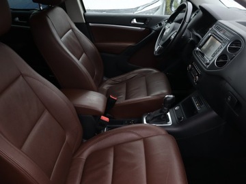 Volkswagen Tiguan I SUV Facelifting 2.0 TDI CR DPF BlueMotion 177KM 2013 VW Tiguan 2.0 TDI, Salon Polska, 174 KM, 4X4, zdjęcie 8