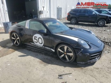 Porsche 911 992 2021 Porsche 911 2021 Porsche 911 TARGA 4S 3.0 Benzyna 443KM