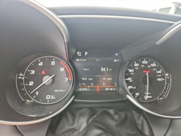 Alfa Romeo Giulia II Sedan 2.0 TBi 280KM 2018 Alfa Romeo Giulia 2018 ALFA ROMEO GIULIA Q4 2.0 Benzyna 280KM, zdjęcie 10