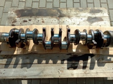 WAŁ KORBOWY IVECO STRALIS EURO 5 CURSOR 10