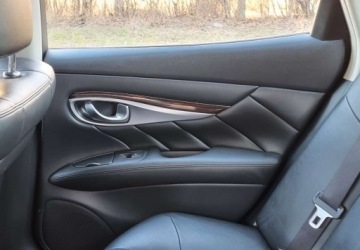 Infiniti Q70 Sedan Facelifting 2.2d 170KM 2016 Infiniti Q70 Pelne wyposazenie Nawigacja Kamera ALU Skora Gwarancja I rej., zdjęcie 23