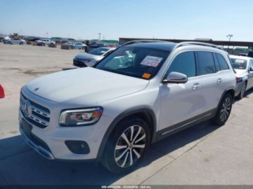 Mercedes GLB 2021 Mercedes-Benz GLB 250 2021 2.0 Benzyna 221KM, zdjęcie 1