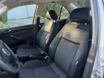 Volkswagen Bora Sedan 1.6 16V 105KM 2003 Volkswagen Bora Manual | Krajowy| Po rozrządzie |, zdjęcie 6