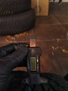 NOVÉ KOLA RÁFKY FORD FIESTA 15' NOKIA 195/55 R15