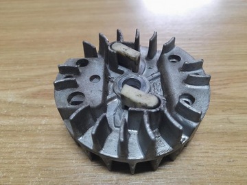 MCCULLOCH MD 330 AV MAGNETO KOŁO MAGNESOWE