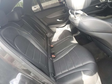 Mercedes GLC C254/X254 2022 Mercedes-Benz GLC 300 4Matic 2022 2.0l 2.0 Benzyna 255KM, zdjęcie 10