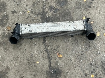 BMW 1 E87 FACELIFT 2.0 D N47 CHLADIČ INTERCOOLER