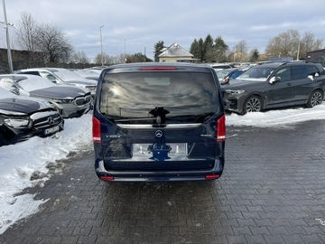 Mercedes Klasa V W447 Długi Facelifting 2.0 300d 237KM 2022 Mercedes V 300 4Matic Automat Kamery360 Burmaster, zdjęcie 6