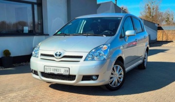 Toyota Corolla Verso E120 1.8 VVT-i 130KM 2006