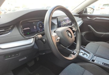 Skoda Octavia IV Liftback 1.5 TSI EVO 150KM 2023 Skoda Octavia Style Aktywny Tempomat Klimatyzacja Lopatki 1.5 Benzyna, zdjęcie 12