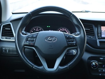 Hyundai Tucson III SUV 1.6 GDI 132KM 2016 Hyundai Tucson 1.6 GDI, Salon Polska, zdjęcie 15