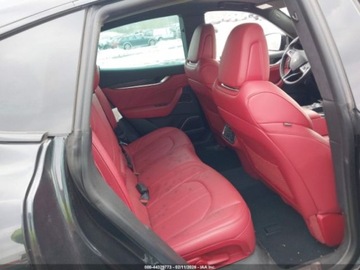 Maserati Levante 2022 Maserati Levante Modena S 2022 3.8 Benzyna 550KM, zdjęcie 12