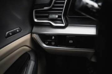 Kia Sportage V SUV 1.6 T-GDI MHEV 180KM 2022 Kia Sportage 1.6 T-GDI MHEV, Salon Polska, zdjęcie 23