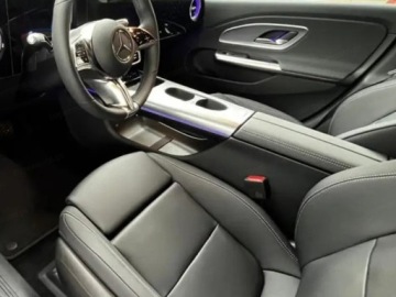 Mercedes CLA C118/X118 2025 MERCEDES-BENZ CLA 180 Progressive Sedan 1.5 (136KM) 2025, zdjęcie 4