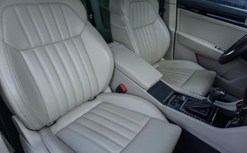 Skoda Superb III Liftback Facelifting 2.0 TSI 190KM 2020 Skoda Superb 2,0 TSI 190 KM 2.0 Benzyna 190KM, zdjęcie 17
