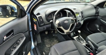 Hyundai i30 I CW Facelifting 1.6 DOHC CVVT 126KM 2010 Hyundai i30 BENZYNA KLIMATYZACJA super okazja polecamy 1.6 Benzyna, zdjęcie 25
