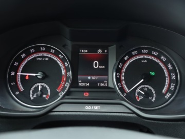 Skoda Octavia III RS Facelifting 2.0 TDI 184KM 2018 Skoda Octavia RS 2.0 TDI 4x4 DSG, Salon Polska, zdjęcie 10