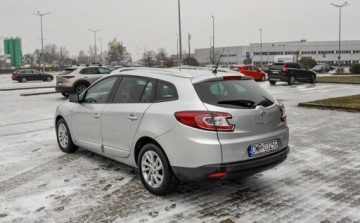 Renault Megane III Grandtour Facelifting 2013 dCi 95KM 2015 Renault Megane Salon PL 2015 r. Lift 1.5 Diesel 95KM, zdjęcie 2
