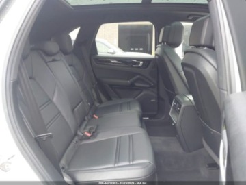 Porsche Cayenne III 2021 Porsche Cayenne E-Hybrid 2021 3.0 Hybryda 335KM, zdjęcie 12